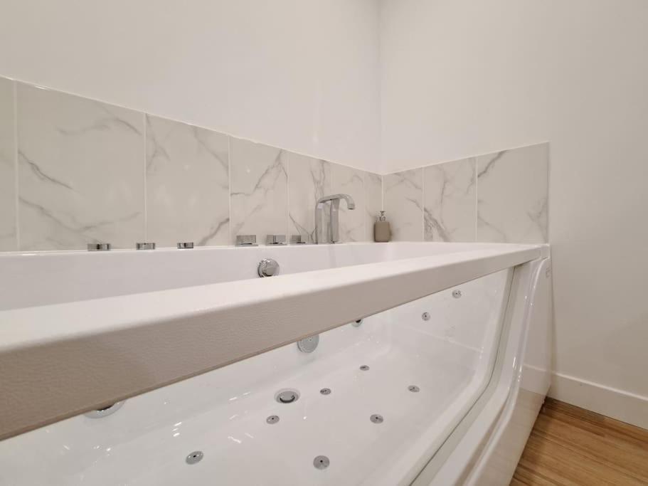 Turin, Appartement Neuf Реймс Экстерьер фото